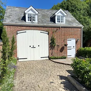 Location - Riverside - Cosey - Close To Beaches Christchurch (Dorset)